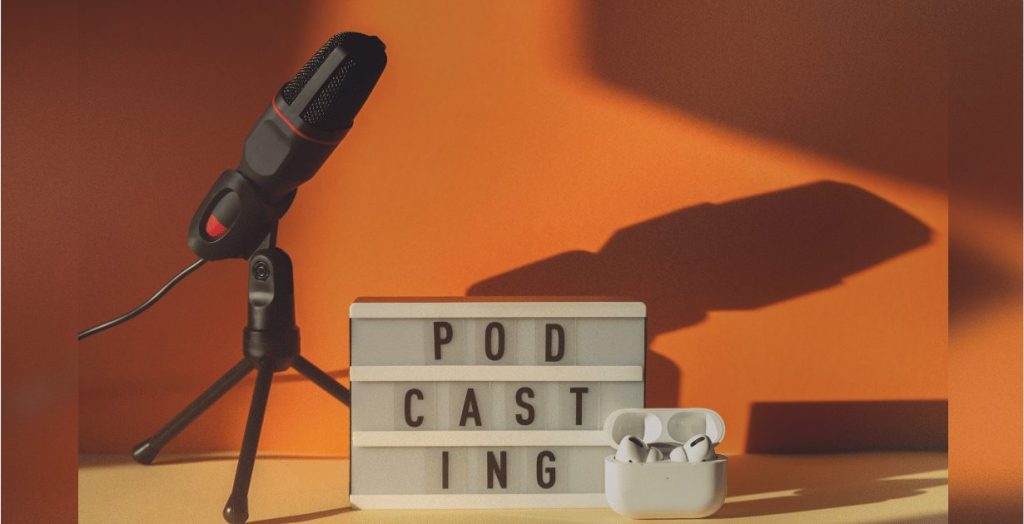 10 EASY Ways to record phone audio for podcast - cover image