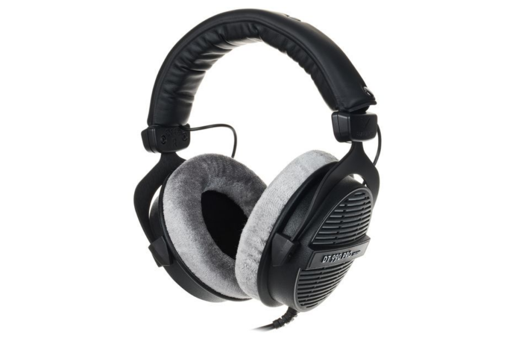 Open back headphones: Beyerdynamic DT 990 PRO